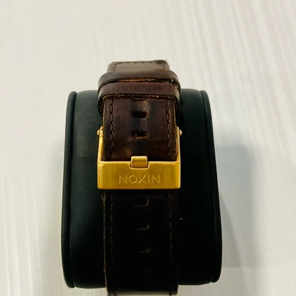 Nixon Rose Gold and Brown Leather Chronograph Watch 48-20 - Picture 8 of 8